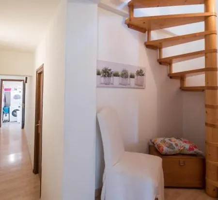 Sleeps 10 Pool Wifi Villa *