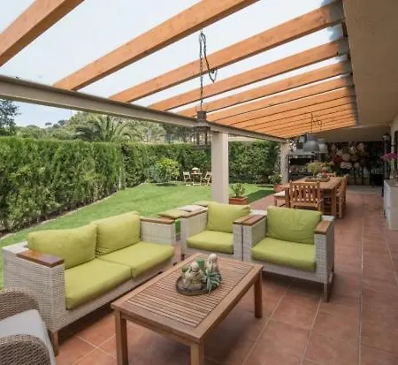 Sleeps 10 Pool Wifi * Begur